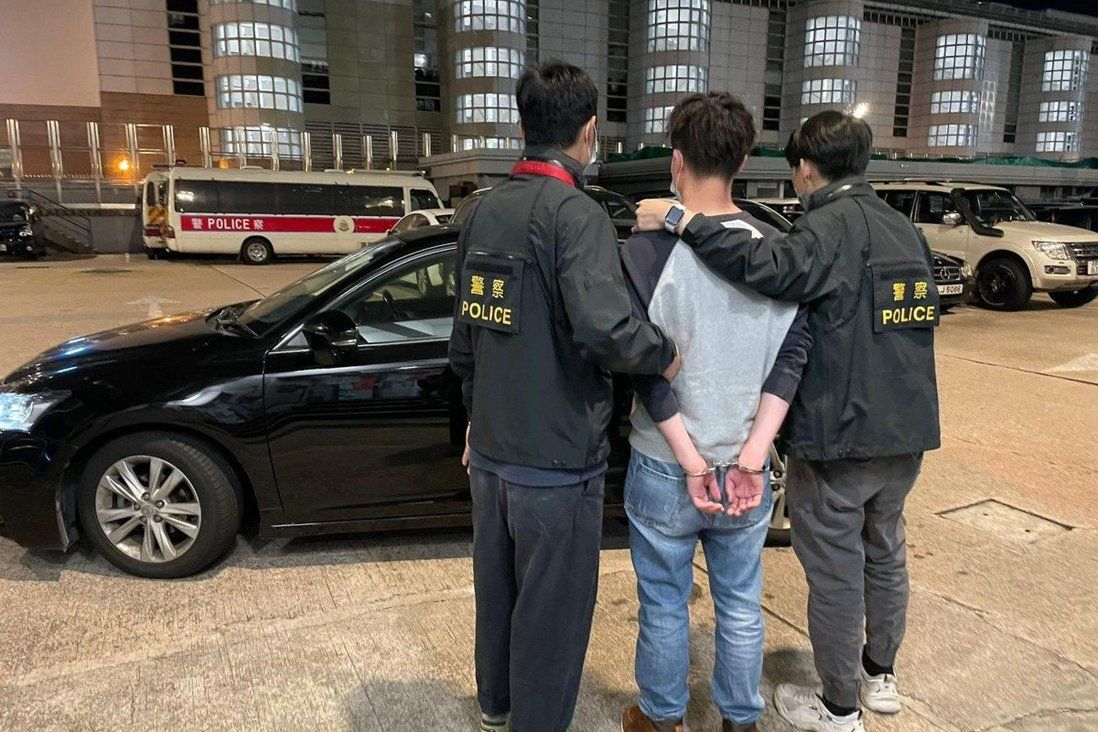 Hong Kong police arrest suspected triad member accused of cryptocurrency scam