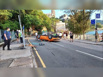 Man injured in Lamborghini rollover crash