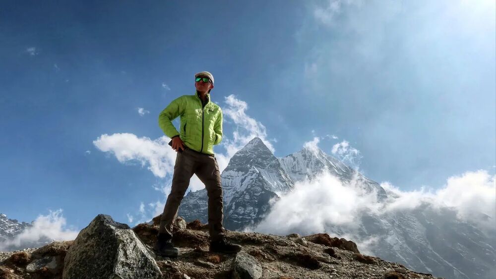 Hong Kong father and son nail Mt Everest summit push