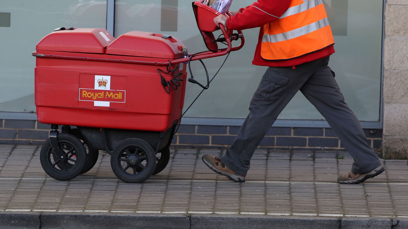 Ofcom investigating Royal Mail failure to deliver post on time