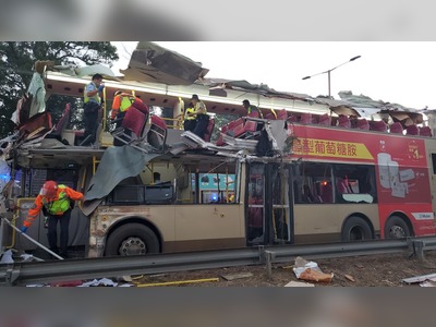 Surviving passenger of fatal bus crash seeks compensation from driver and KMB