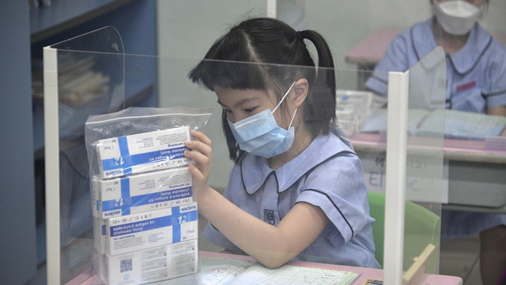 HK sees 1,327 Covid cases, 408 from schools