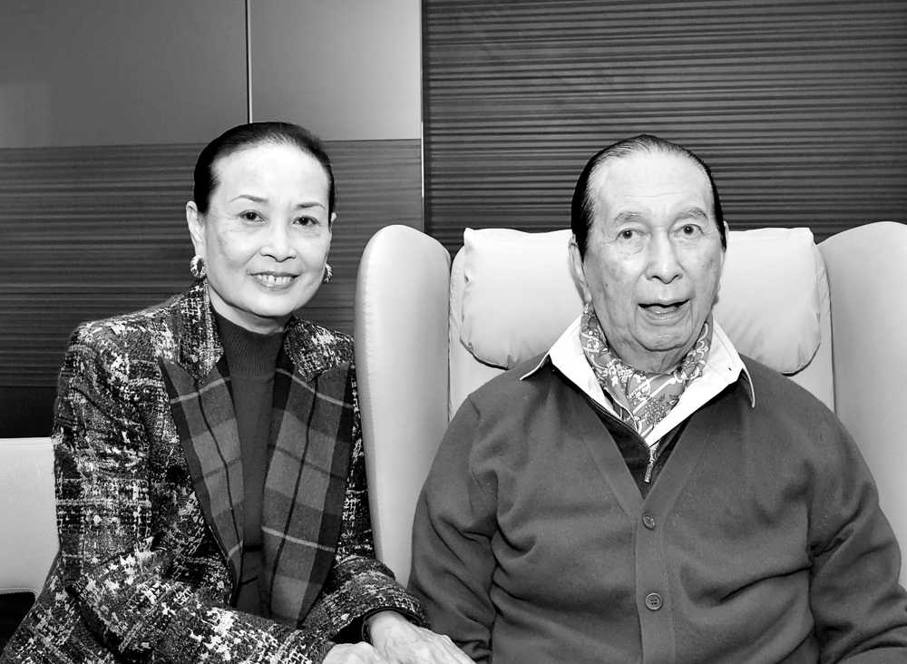 Stanley Ho's second wife passes away of cancer at 79
