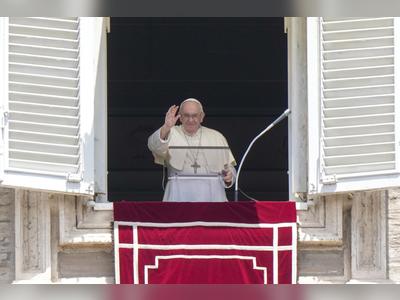 Pope denies resignation rumors, hopes to visit Kyiv, Moscow