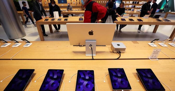 Taiwan accuses Chinese Apple supplier of stealing secrets, charges 14