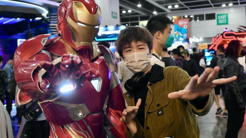 (Pictures) Hundreds of anime and comics enthusiasts swarm opening of Ani-Com