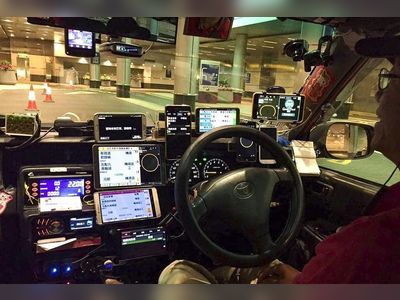 Hong Kong proposes 2-device cap on car dashboards, HK$2,000 fine