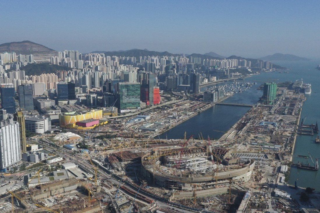 Bomb scare forces evacuations around Hong Kong construction site