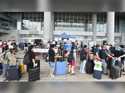 Priority border crossing arrangement for Hong Kongers studying in the mainland