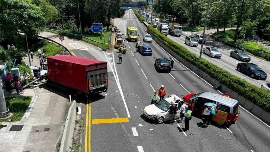 Lung Cheung Road reopens after six injured in five-car pile-up