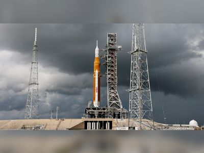 NASA nears second attempt to launch Artemis moon rocket on debut test flight