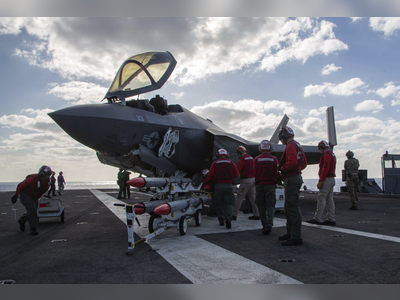 Pentagon suspends F-35 deliveries after discovering materials from China