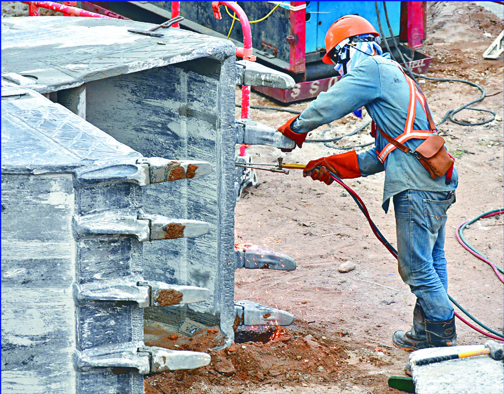 Injured construction workers get break under rehab project