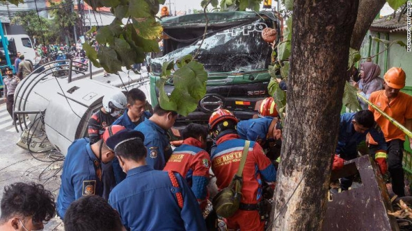 10 killed as truck crashes near school in Indonesia