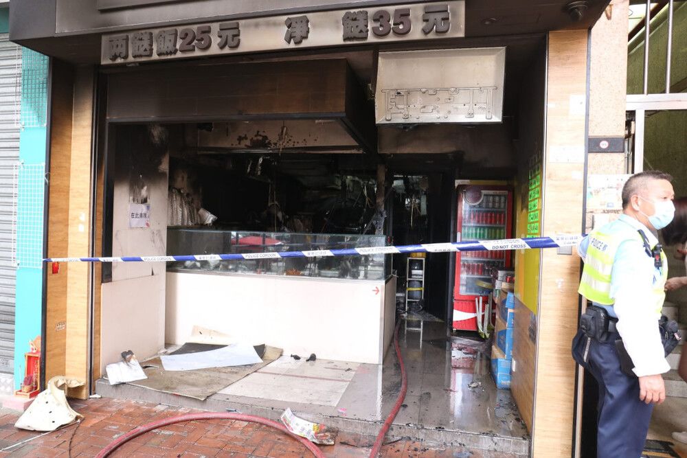 Hennessy Road blackened by Wan Chai restaurant fire