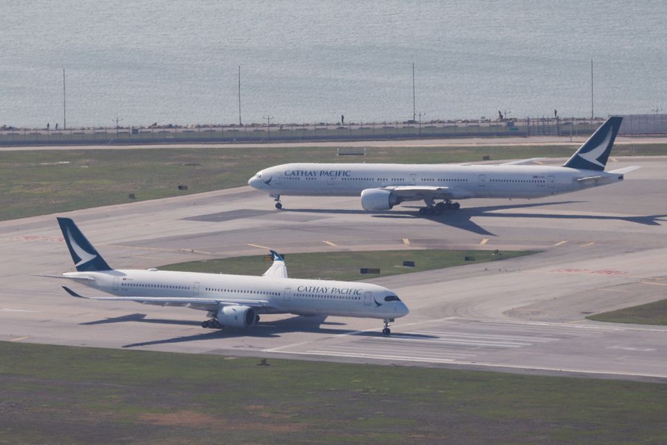Cathay Pacific plans fleet orders as Hong Kong Airport expands