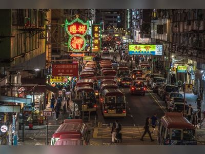 Neon signs that lit Hong Kong's city streets a dying art