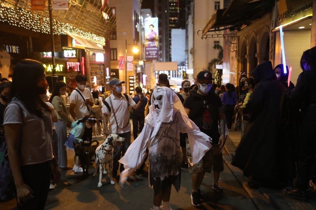 Hongkongers flock to nightlife district for Halloween, undeterred by Seoul tragedy
