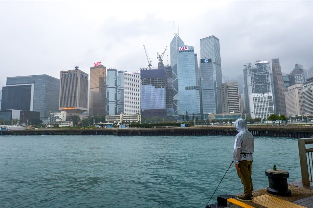 Hong Kong may issue No 1 typhoon signal on Sunday as Nalgae edges closer