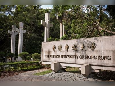 Redesigned university crest sparks debate between alumni and Hong Kong lawmakers