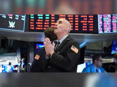 Apple is key to determining whether the stock market can sustain a rally into year-end, Fairlead Strategies' Katie Stockton says