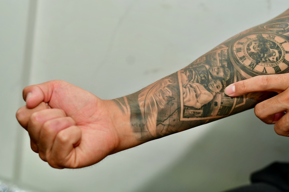 Hong Kong has no plan to regulate tattoo services