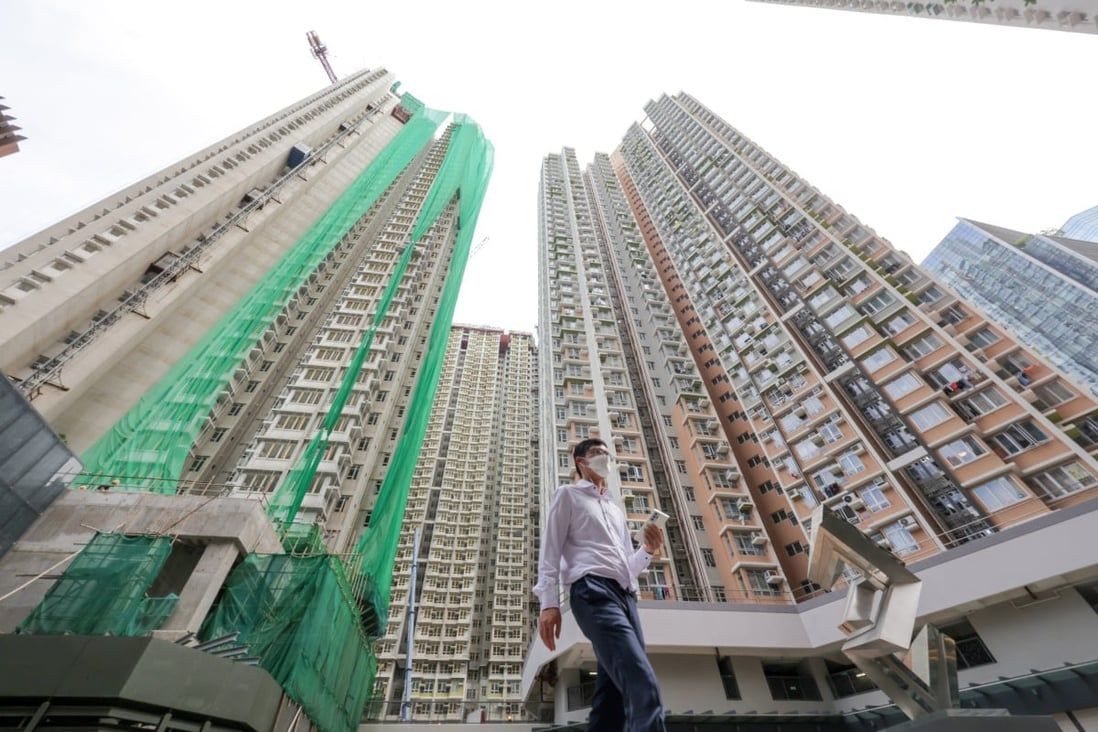 Hong Kong aims to cut wait for public flats to 3 years: housing secretary
