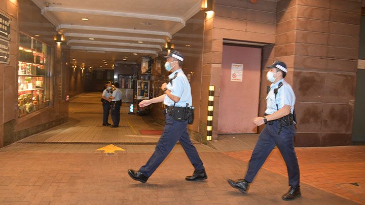Two arrested for robbing mainland prostitutes, stealing HK$29,000