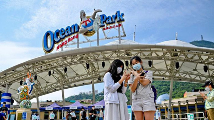 Ocean Park sees HK$1.81 billion annual deficit with 1.4 million visitors