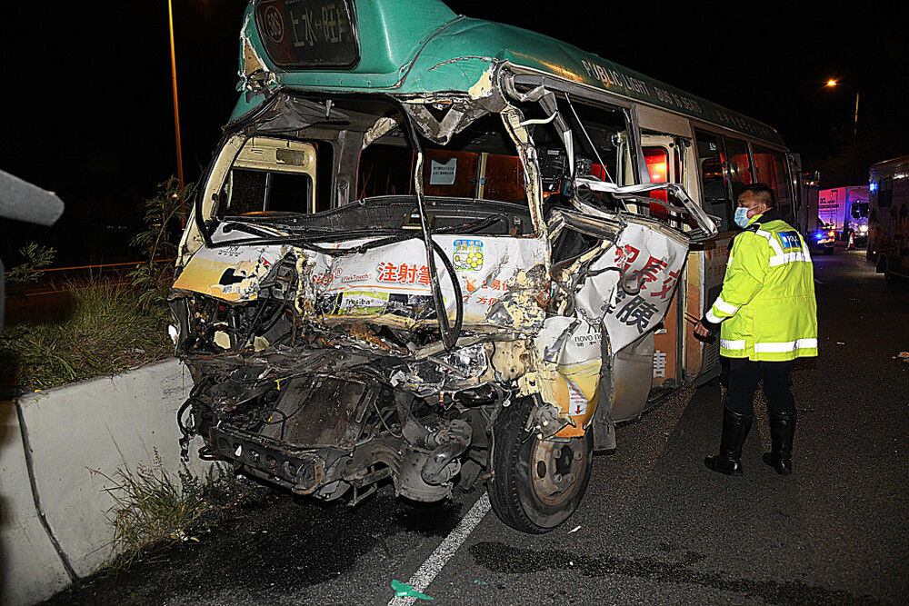 Driver and 14 minibus passengers sent to hospital after Tolo Highway crash