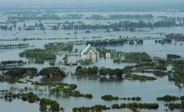 Floods in Philippines kill 32