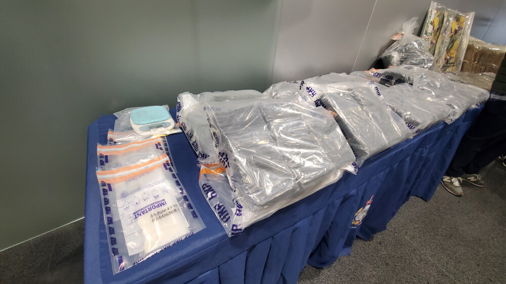 Man arrested over trafficking nearly HK$100m in drug
