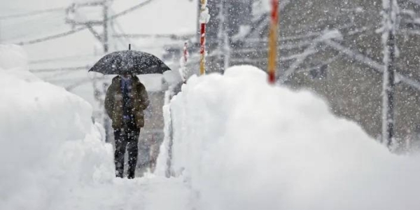 17 dead, 110 injured in heavy snowfall in Japan