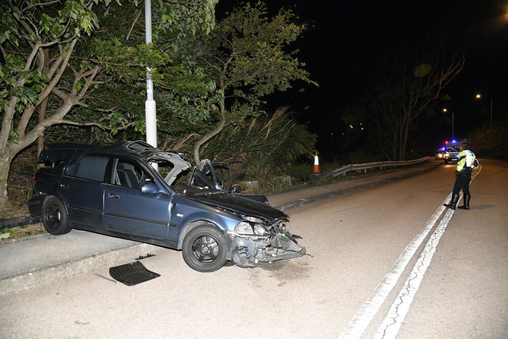 Woman dies in a car crash in Sai Kung