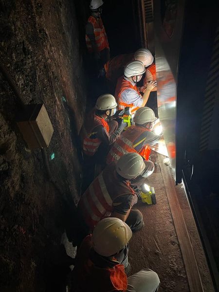 Couplings loosen between train carriages, part of Tseung Kwan O Line service suspended