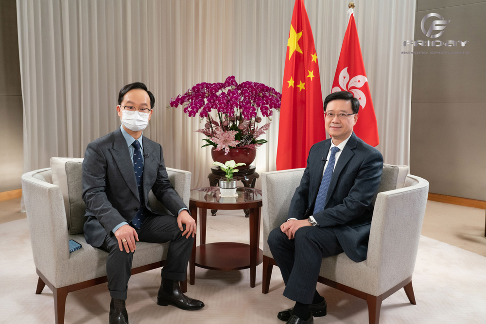 Friday Beyond Spotlights &ndash; Honorable John Lee: Heart to Heart Chat with the HKSAR Chief Executive