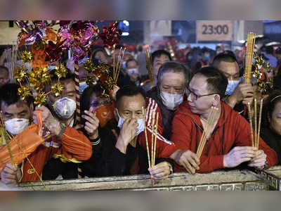 'First incense offering' at Wong Tai Sin Temple returns after two-year hiatus