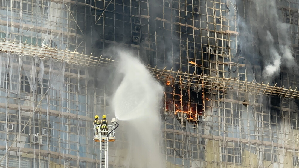 One hospitalized as San Po Kong fire burns for more than four hours