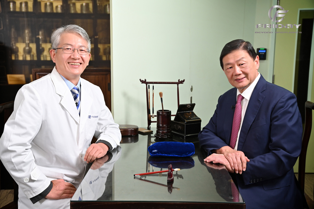 Friday Beyond Spotlights - Professor Bian Zhaoxiang: Modernising Traditional Chinese Medicine and Practice