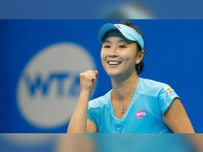 Peng Shuai: WTA demands private meeting before tournaments can resume