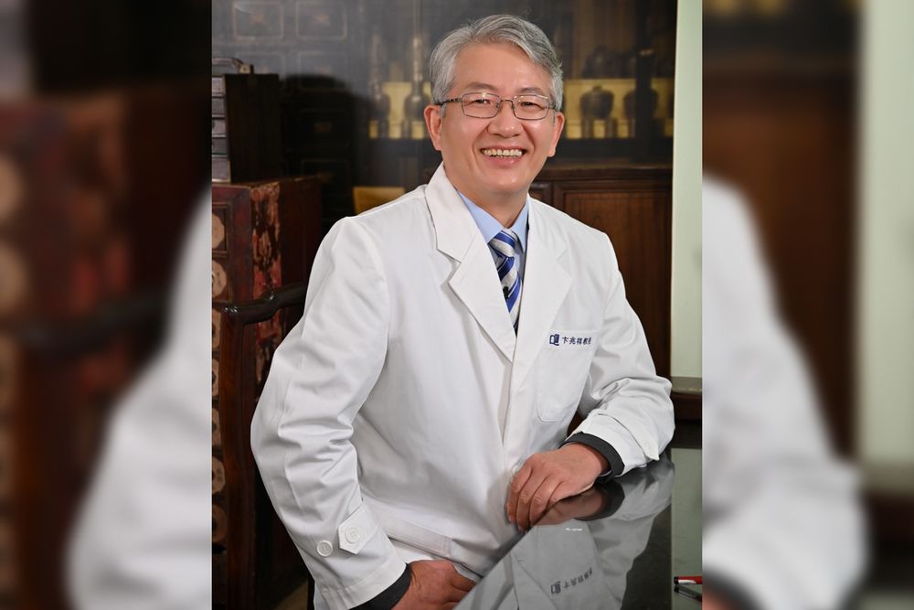 Friday Beyond Spotlights - Professor Bian Zhaoxiang: Modernising Traditional Chinese Medicine and Practice