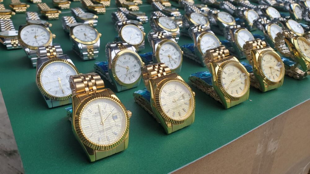 Customs seize over HK$40m counterfeit goods ahead of LNY