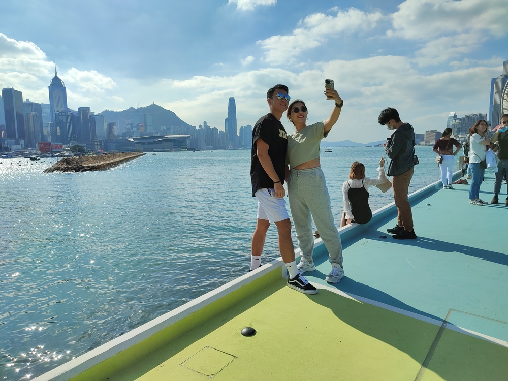 Hong Kong sees more blue skies as air quality improves