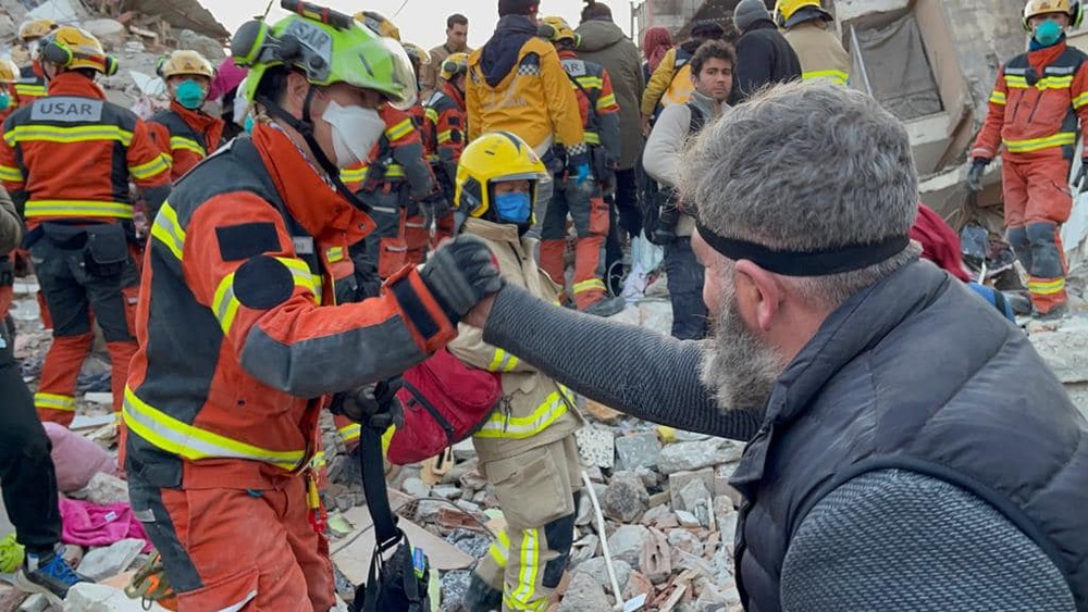 Hong Kong rescue team continues searching work in Turkey while braving the chilly weather