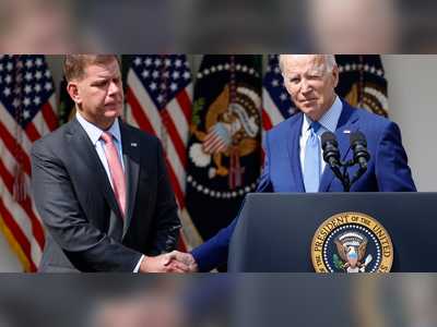 Biden's labor secretary says he's watching tech layoffs closely, but for now it's still a good time to find a job