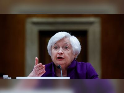 Yellen says not considering 'blanket insurance' for all U.S. bank deposits