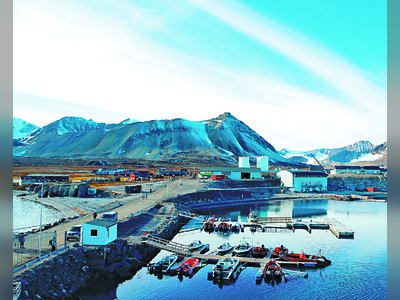 School offers trips near North Pole for a cool $180k