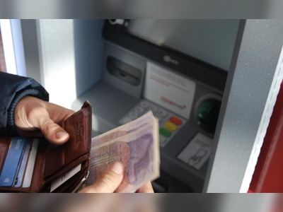 Man Mistakenly Attempts To Rob His Own Son At Knifepoint In Scotland