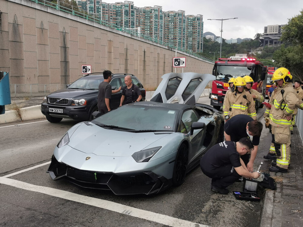 Lamborghini on fire in Siu Lam, driver injured
