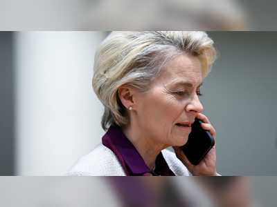 EU’s von der Leyen calls for tougher policy on China ahead of Beijing visit